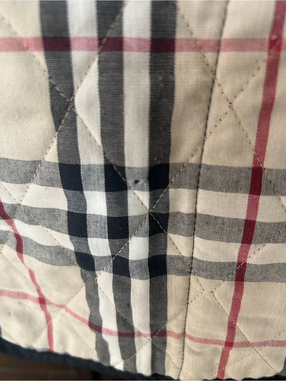 Burberry Black Quilted Utility Jacket with Signature Check Lining - Picture 7 of 8